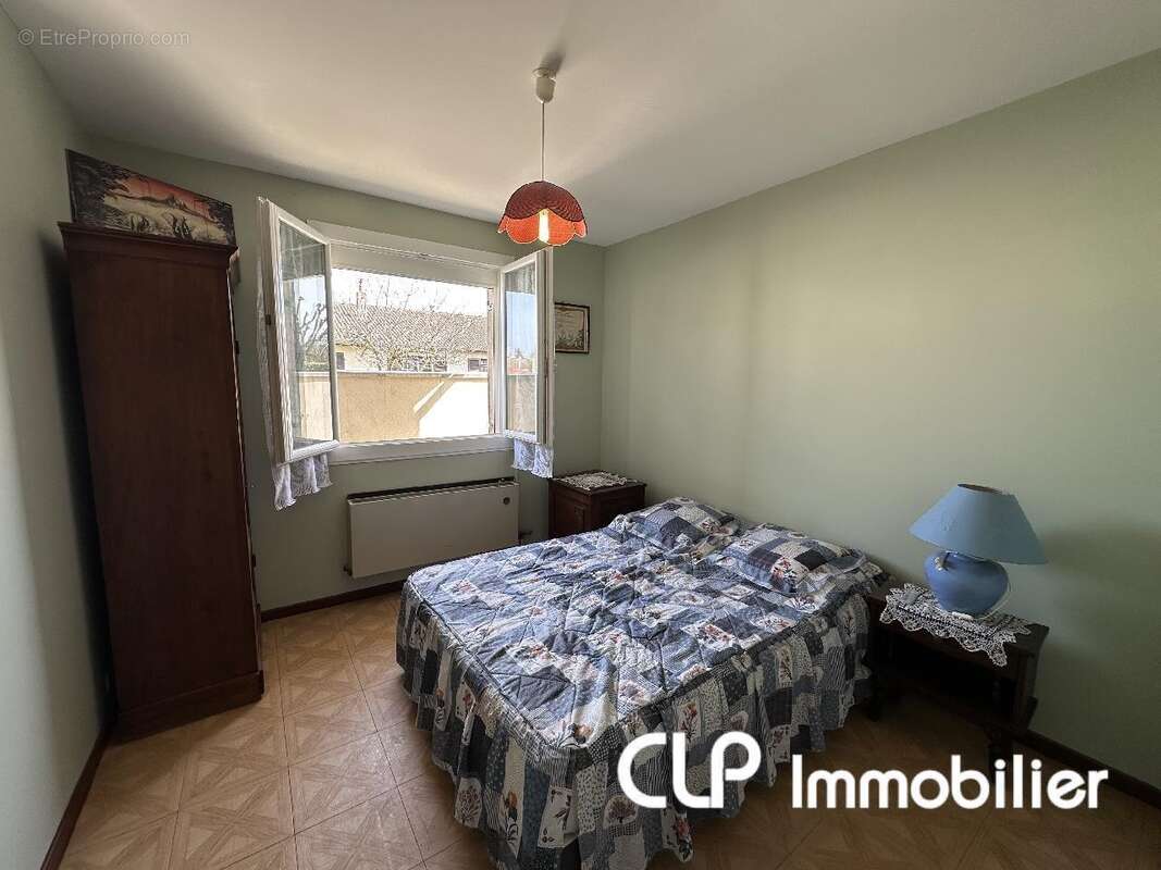 Maison à MONTELIMAR