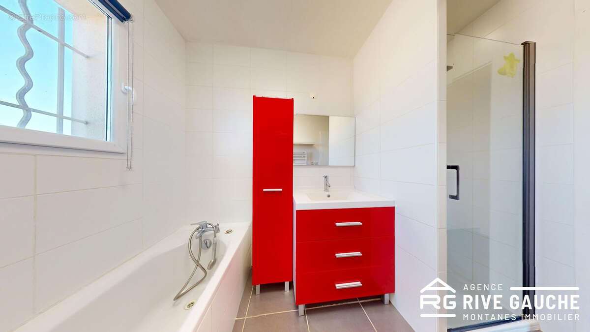 Maison à SALAISE-SUR-SANNE