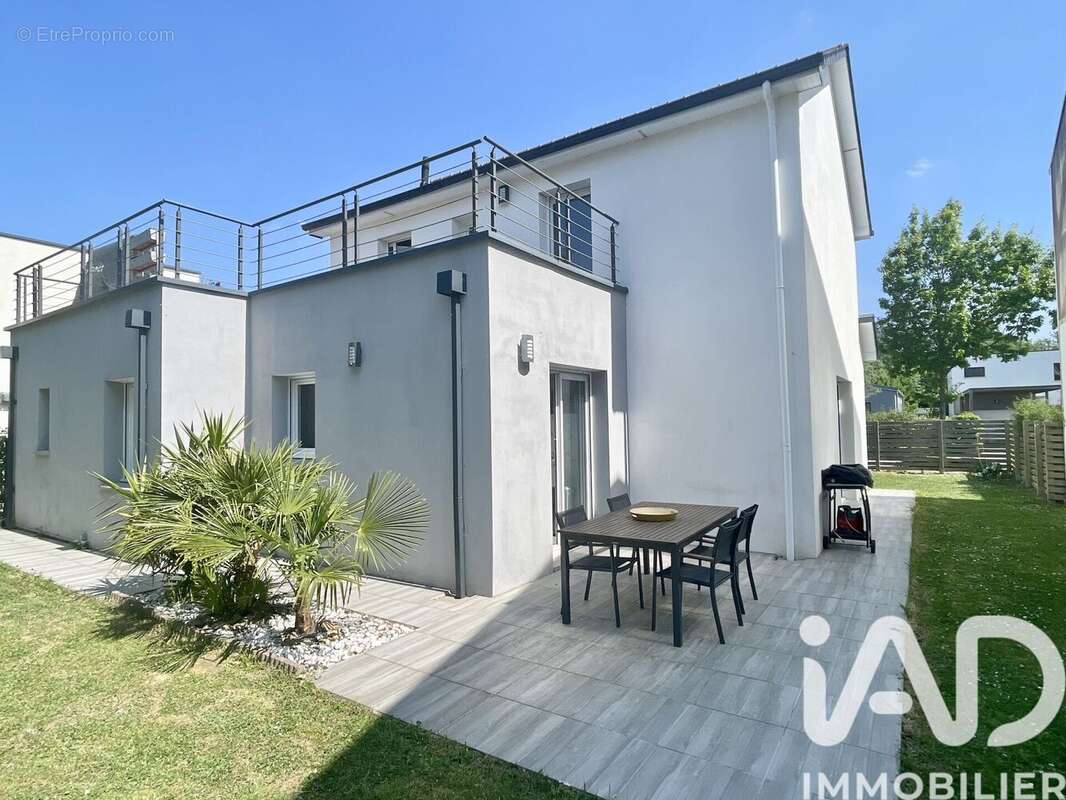 Maison 123 m² à Coueron  - photo 4