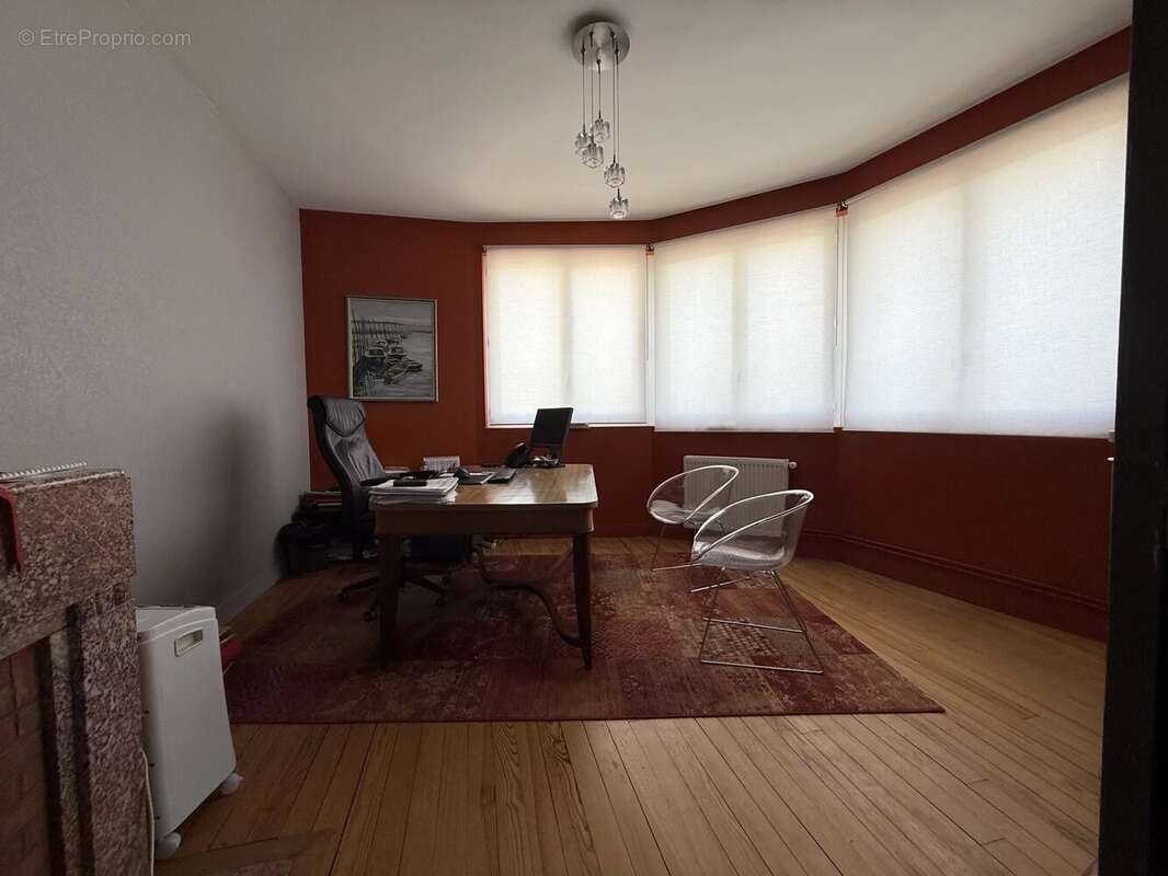 Grande maison unique de 179m² - photo 6
