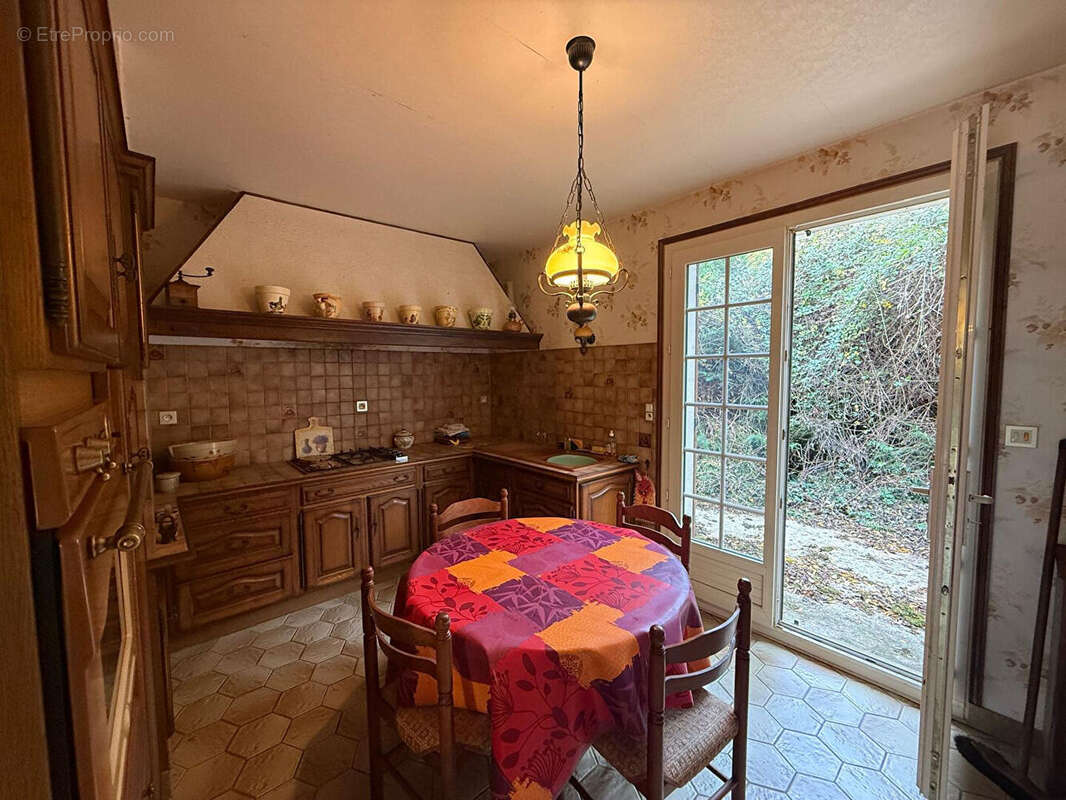 Maison à NEUILLY-SAINT-FRONT