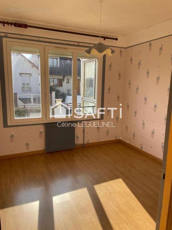 Photo 7 - Maison à LES CLAYES-SOUS-BOIS