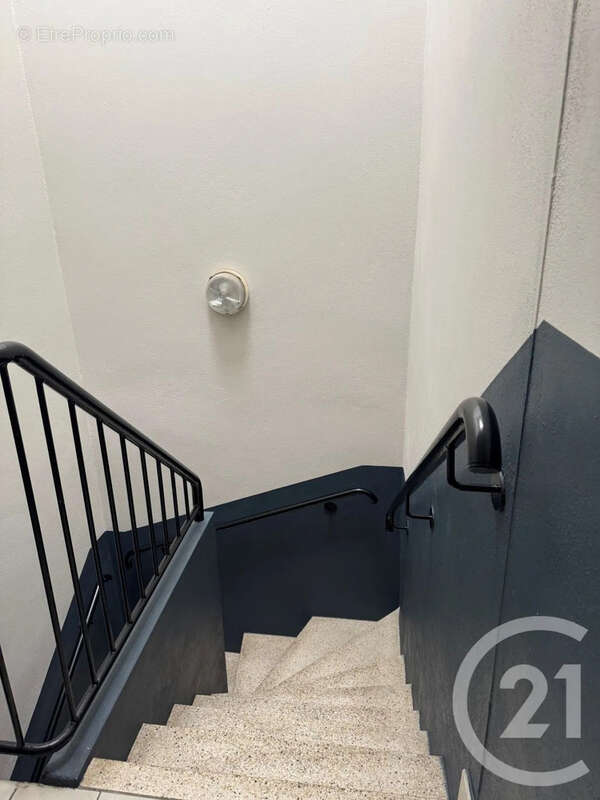 Appartement 45 m² à Gaillac  - photo 11