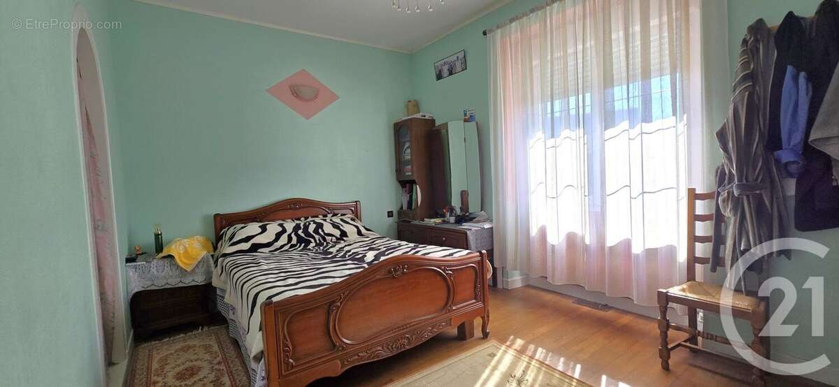 Maison à LE CREUSOT