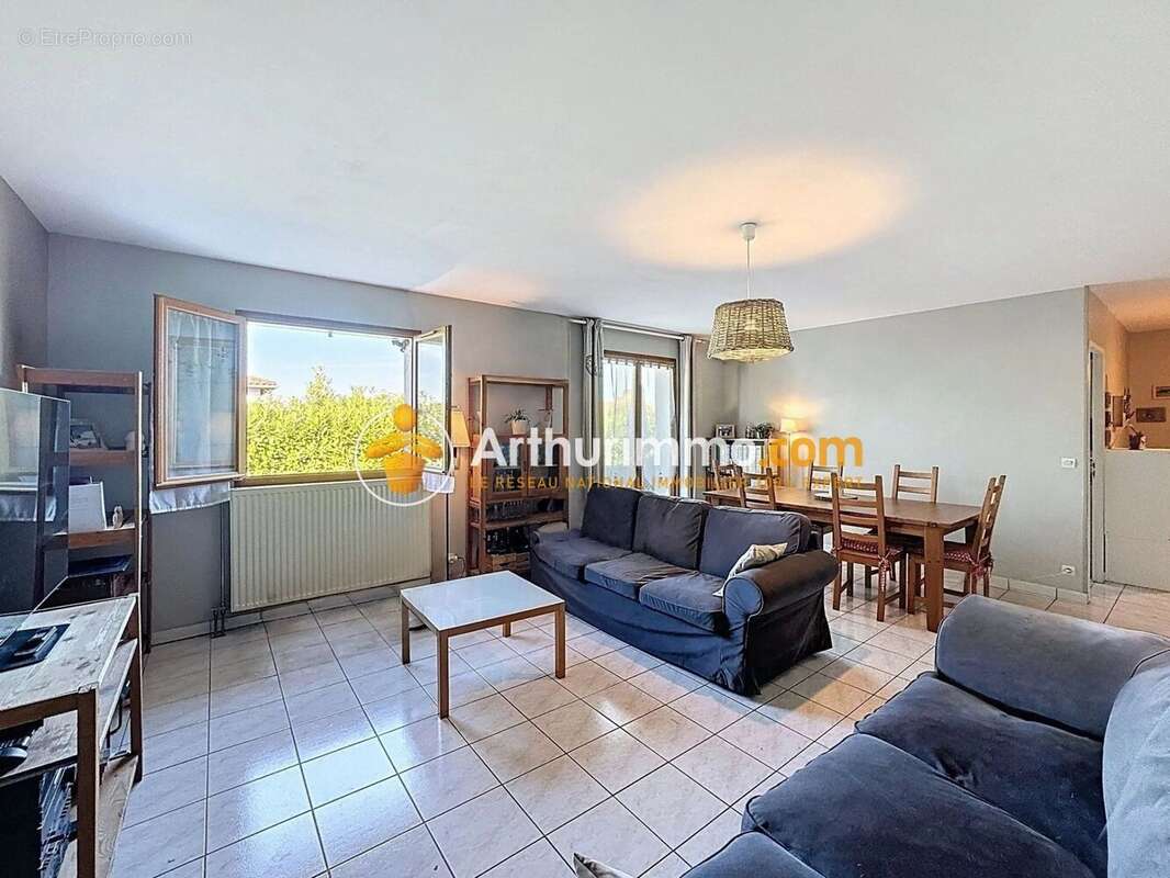 Maison à L&#039;ISLE-D&#039;ABEAU