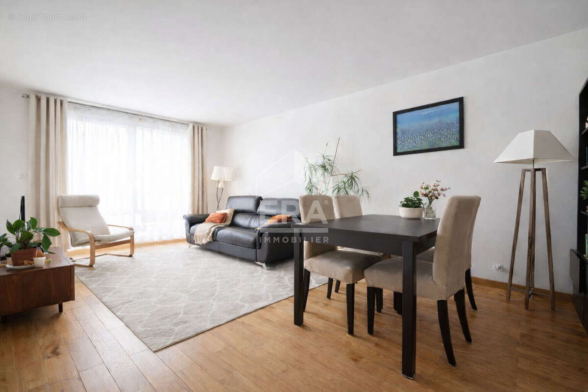 Appartement à ISSY-LES-MOULINEAUX