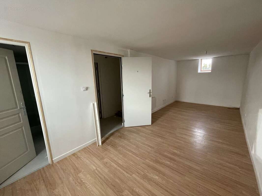 Appartement à CAUDRY