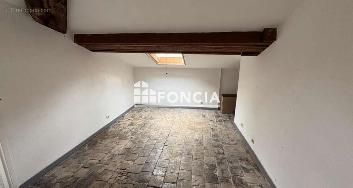 Rue de flesselles / dernier etage - photo 5