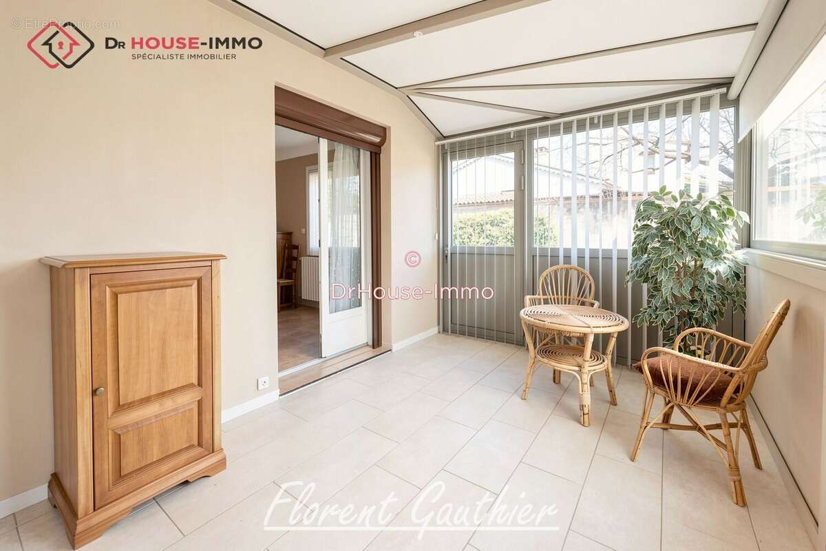 Maison 136 m² à Pertuis  - photo 6