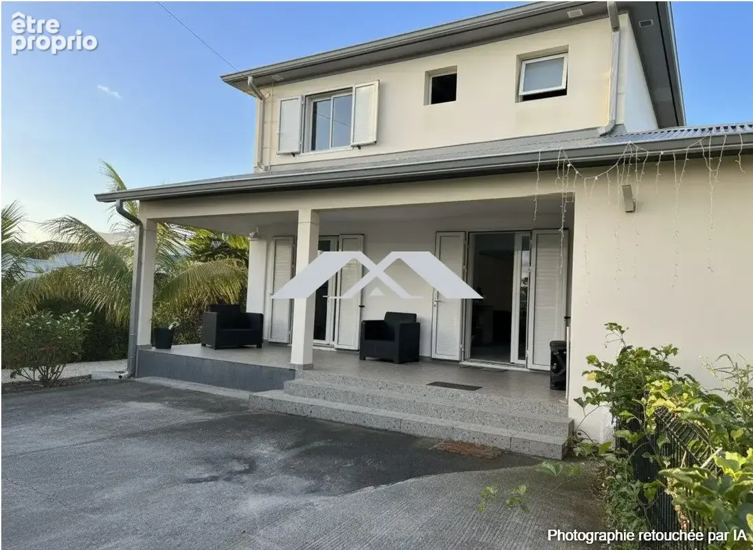 Maison 6 pièces 130 m² à vendre à Saint-Joseph (97480) - photo 7