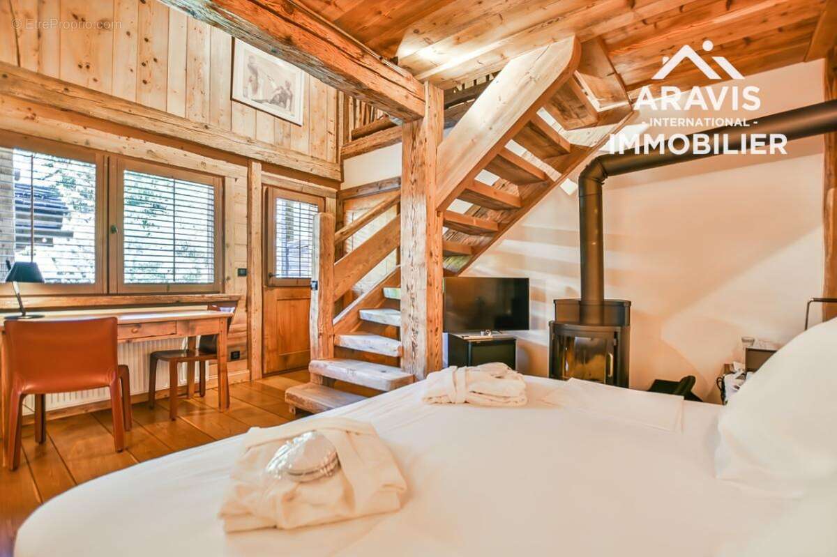 Maison à ARACHES-LA-FRASSE