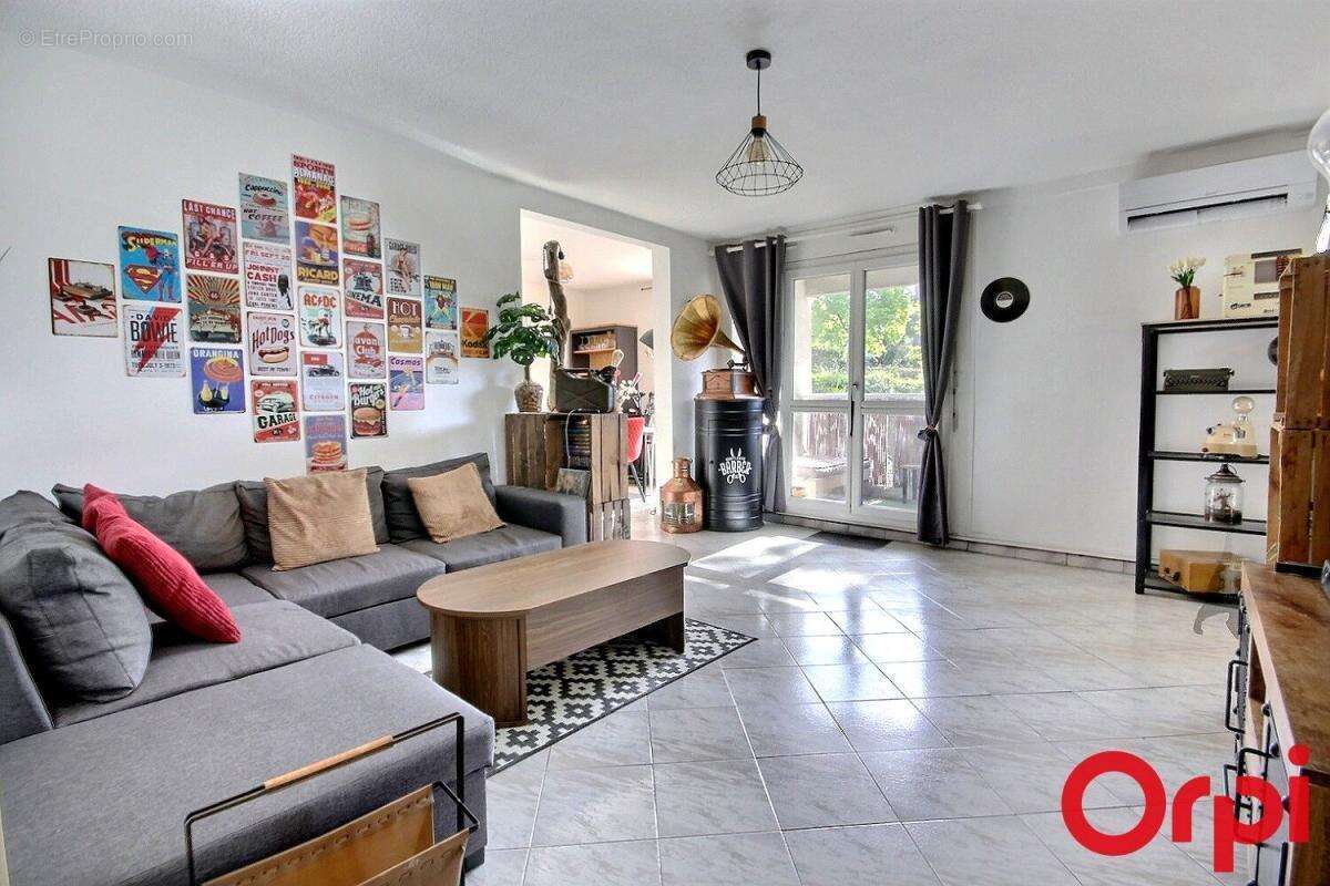 Appartement à MARSEILLE-11E