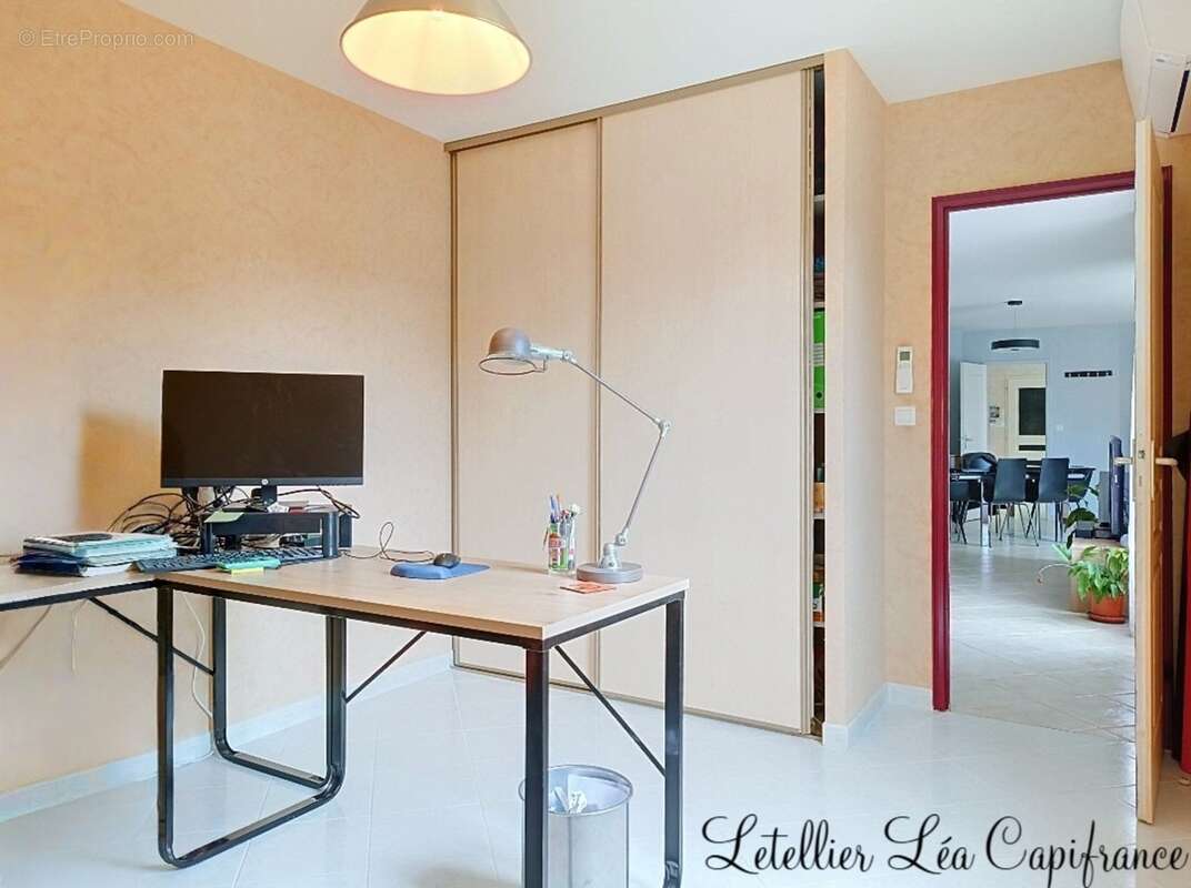 Maison à vendre 7 pièces SAINT GELAIS (79) - photo 8