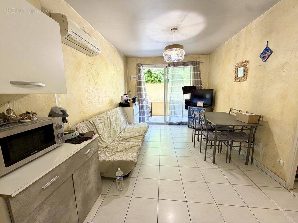 Appartement à MARSEILLE-12E