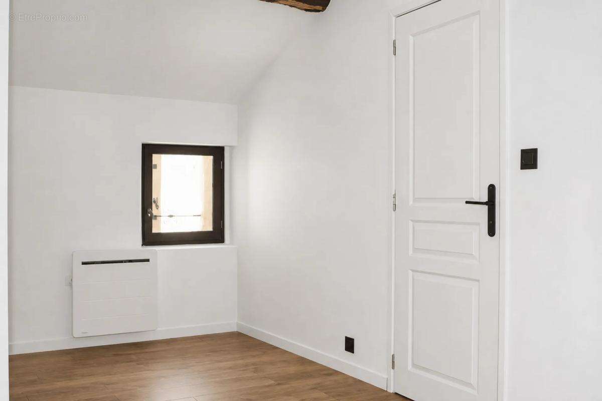 Appartement de 3 pièces de 57(72 m² hors carrez) m² à Mérindol - photo 9