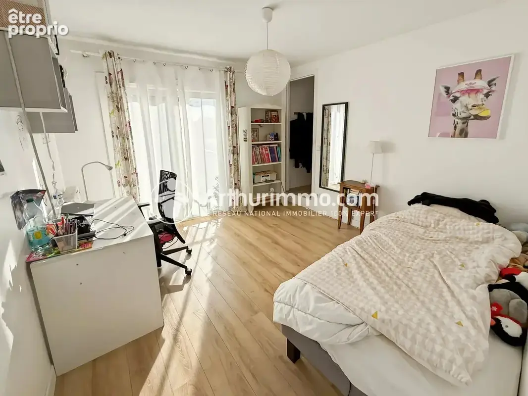Maison de 5 pieces avec sous-sol et dependances - photo 8