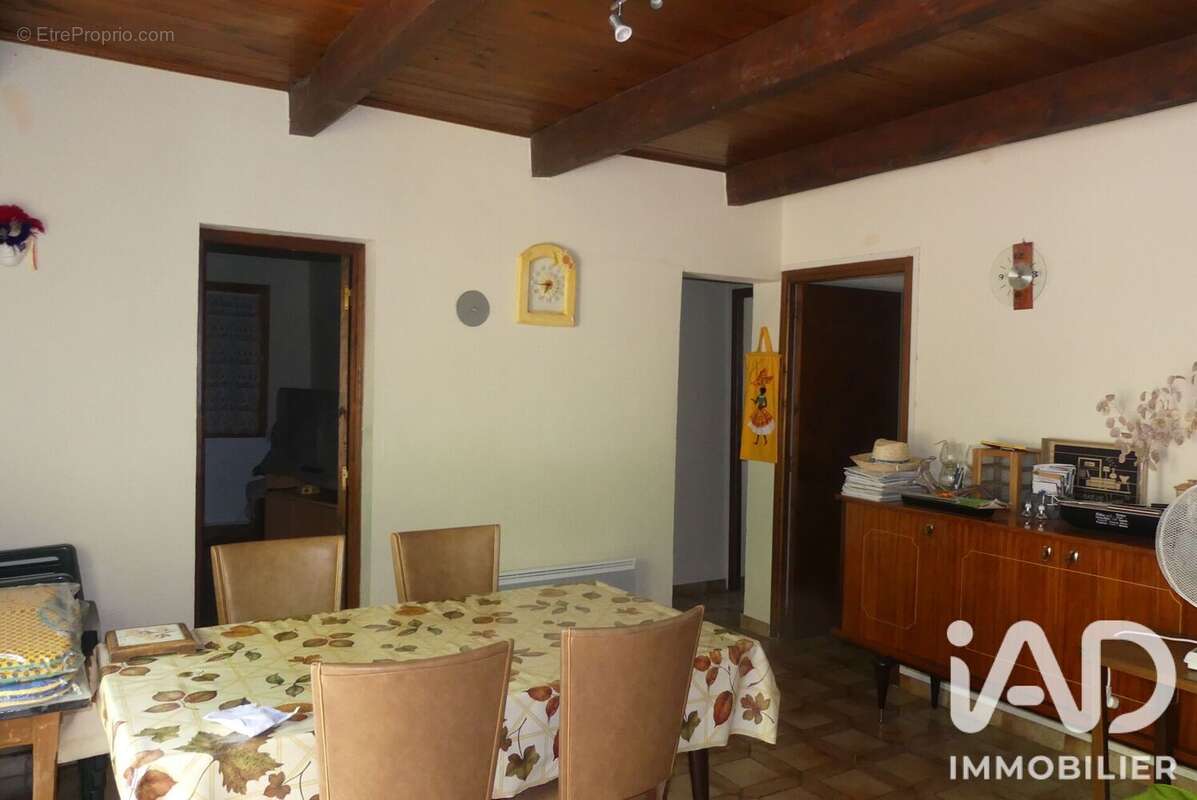 Maison 96 m² à Burzet  - photo 7
