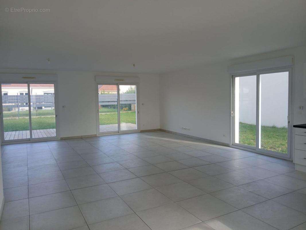 Maison à SAINT-ANDRE-LES-VERGERS