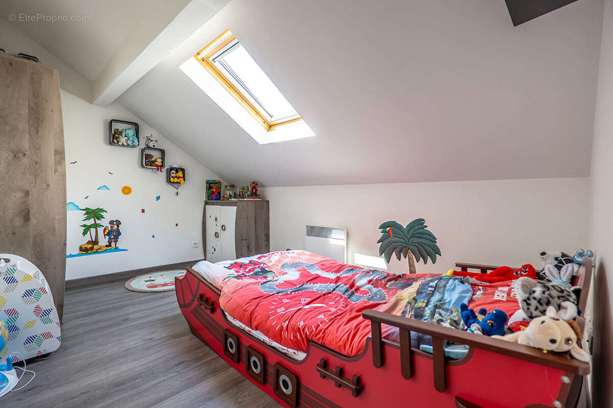 Maison - Champigny Sur Marne - 6 pièces 117 m2 - photo 9