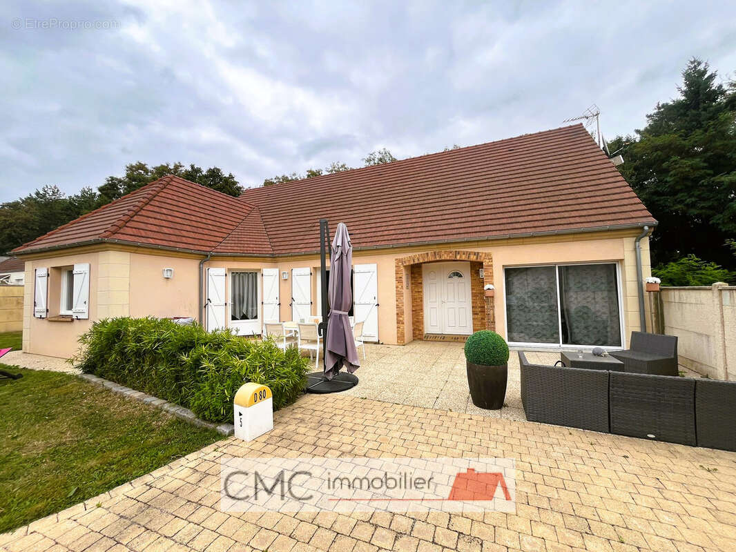 Maison 170 m² à Morancez  - photo 6