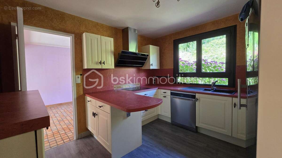 Maison de Charme avec un Fort Potentiel à Catenay !!! - photo 9