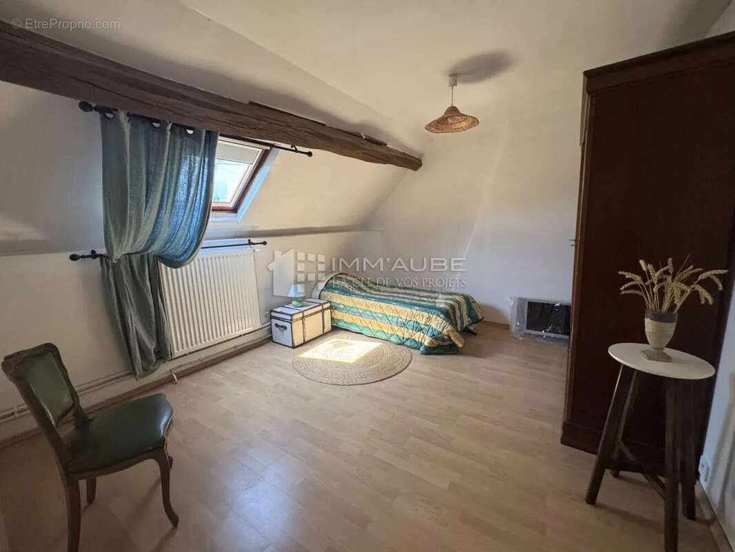 Maison à NOGENT-SUR-SEINE