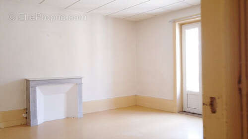 Appartement à GOURDON