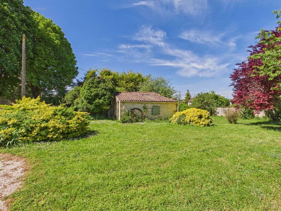 Jolie maison de village avec maison d'amis - photo 2