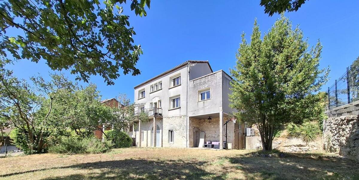Photo 1 - Maison à VALENCE-SUR-BAISE