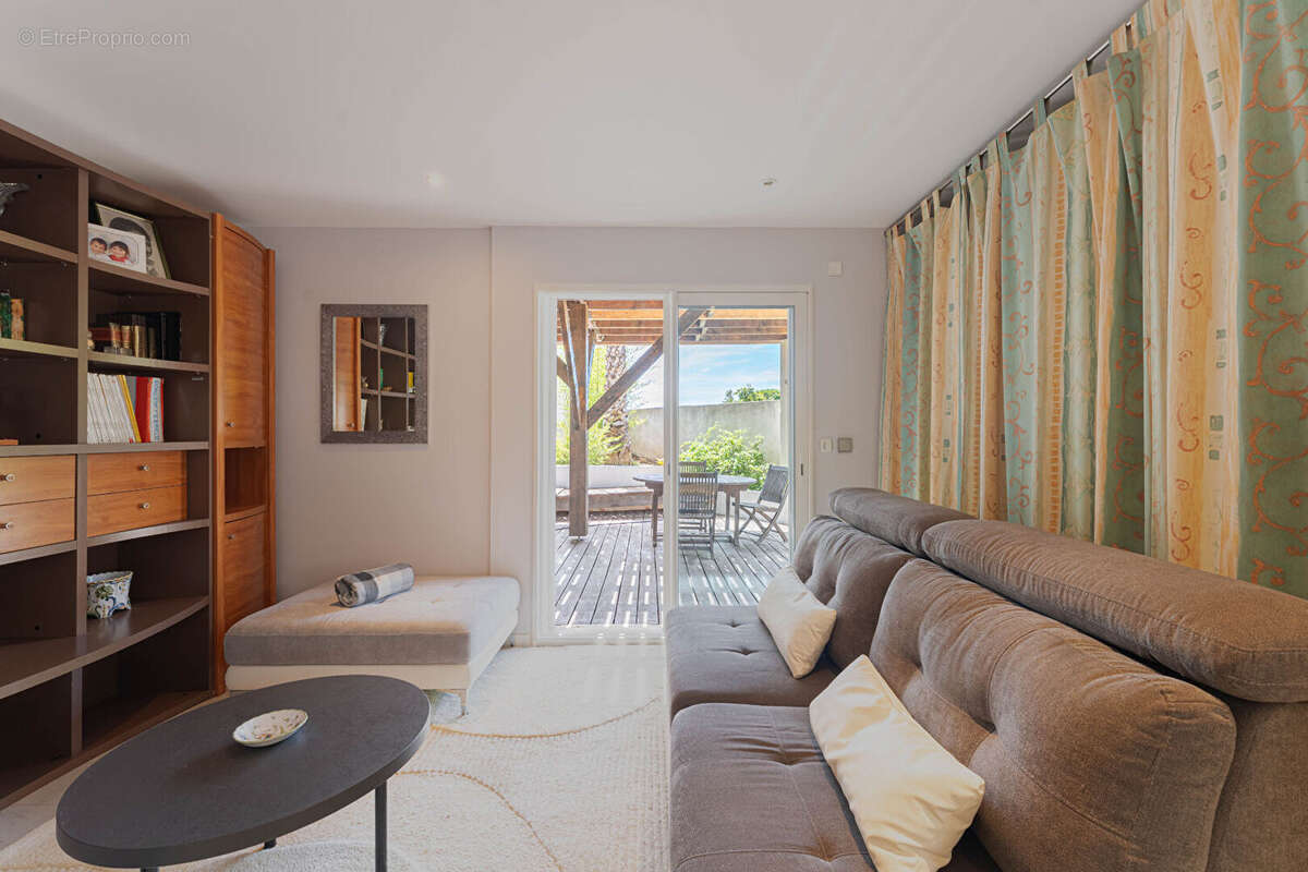 Maison à SAUSSET-LES-PINS