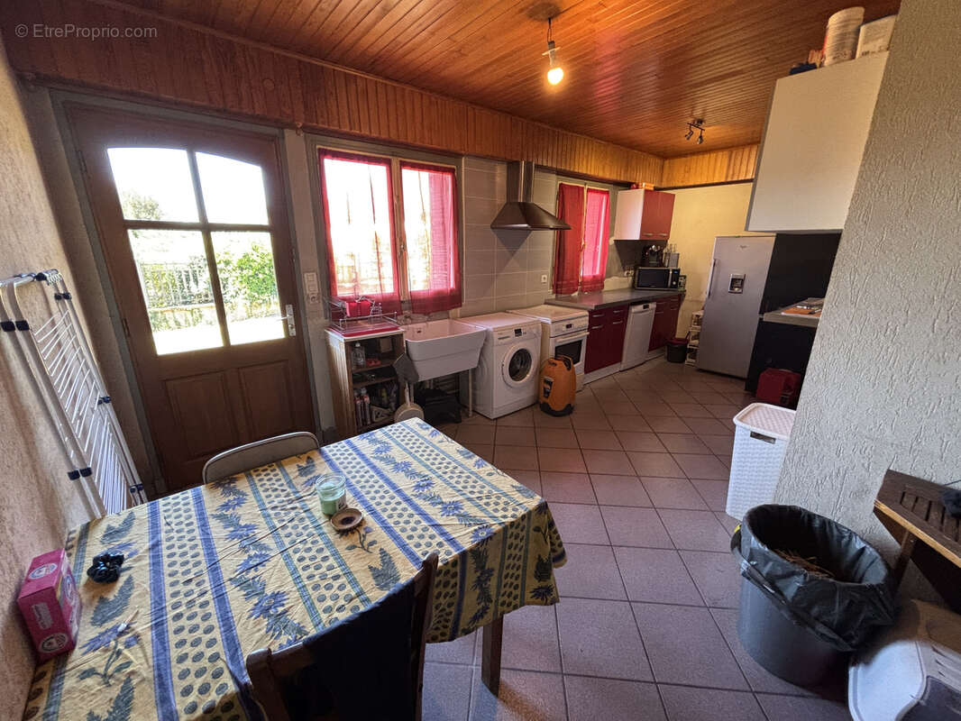 5063lrm-maison avec dependances et vue-cusset - photo 9