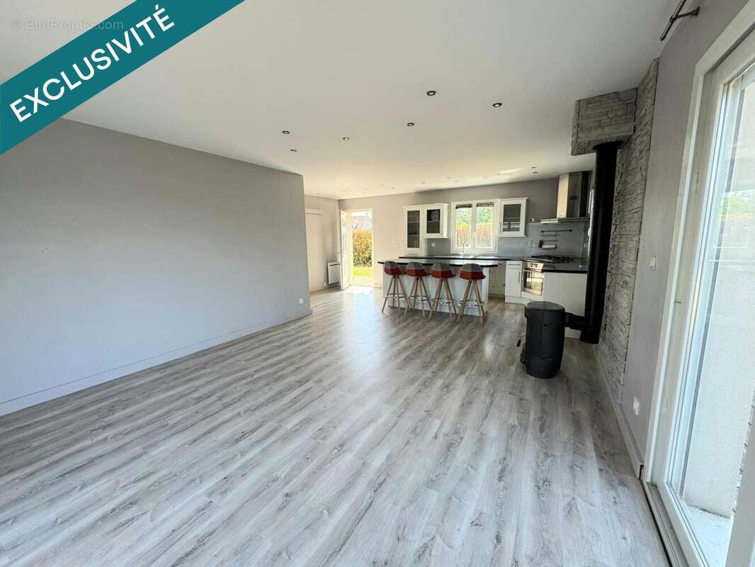 Photo 9 - Maison à PORT-VILLEZ