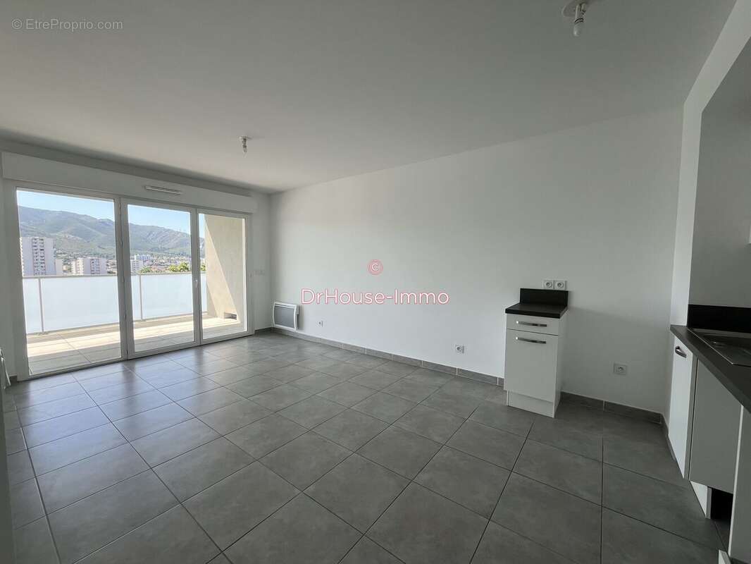 Appartement à MARSEILLE-12E