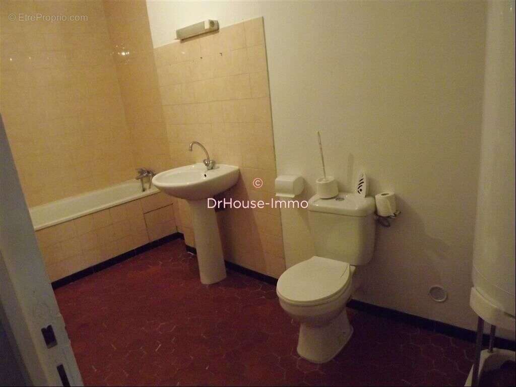 Appartement à LE LUC