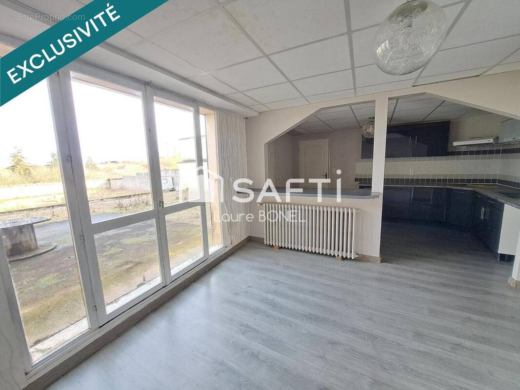 Photo 1 - Maison à GIRONCOURT-SUR-VRAINE