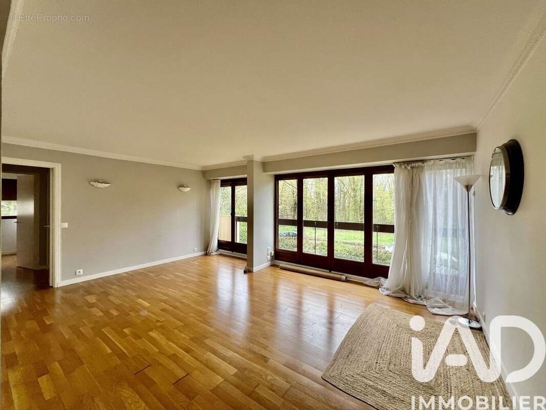 Photo 2 - Appartement à MAISONS-LAFFITTE