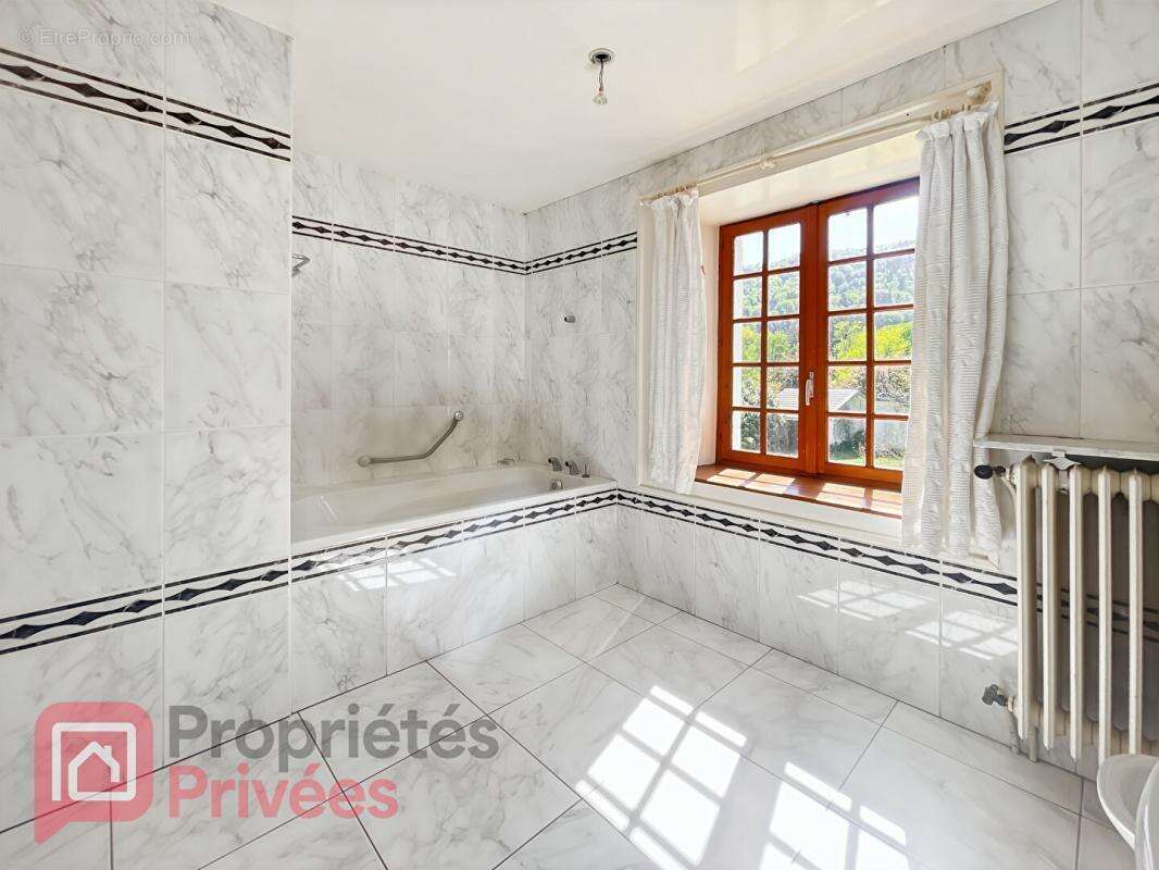 Maison Soulce Cernay 9 pièces 292 m2 - photo 11