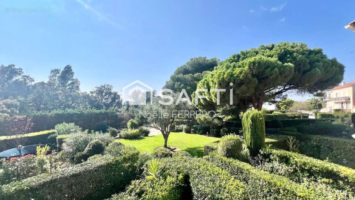 Photo 2 - Appartement à SAINT-RAPHAEL