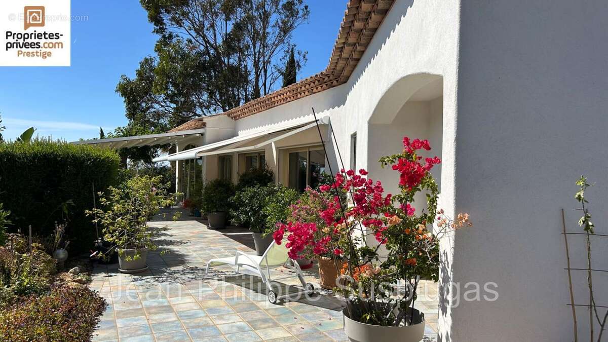 Maison à LA CADIERE-D&#039;AZUR