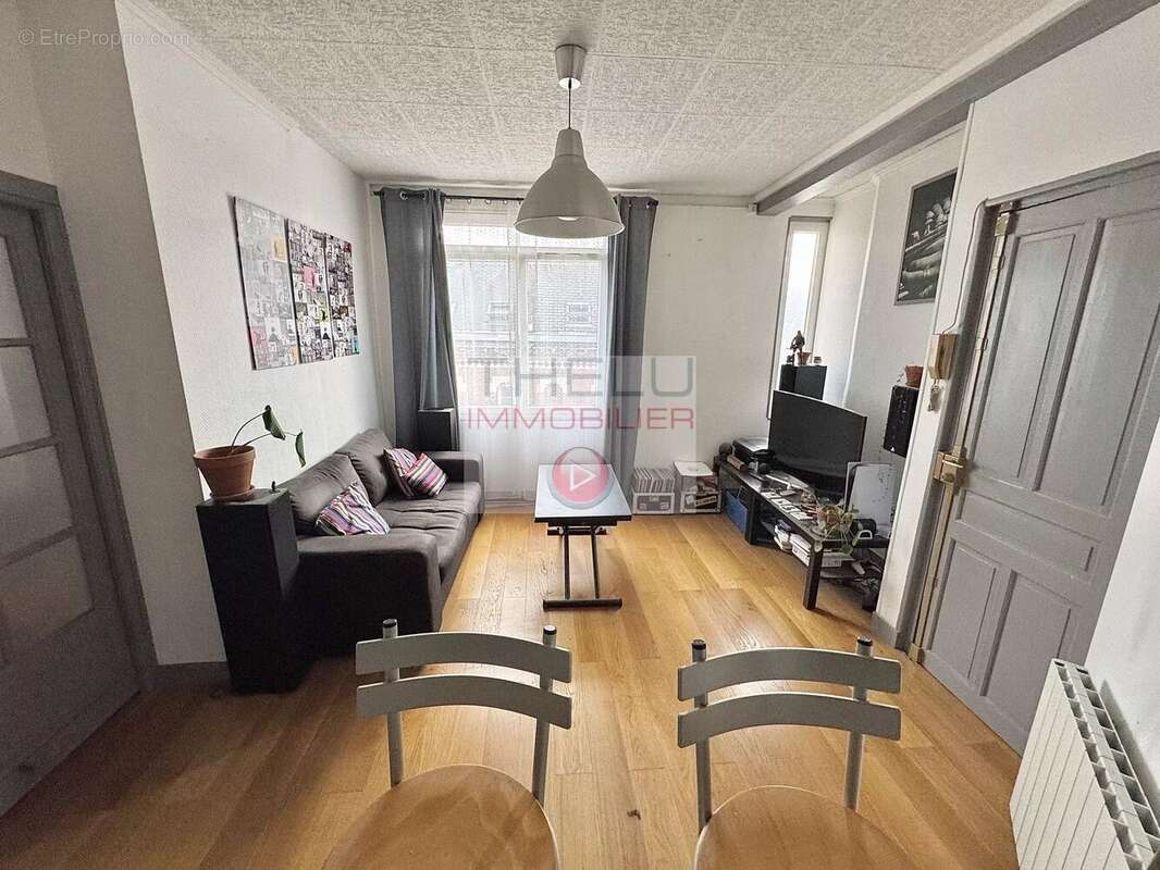 Appartement T3 - Dernier étage - Proche gare - photo 3