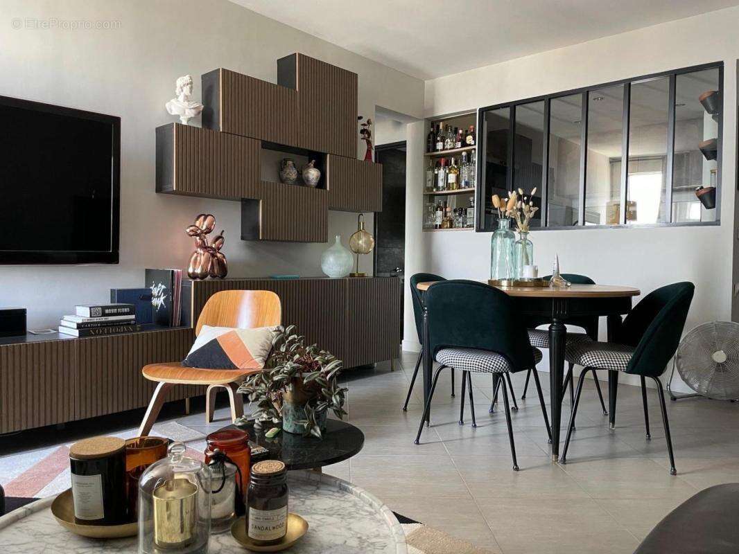 Appartement à PUTEAUX