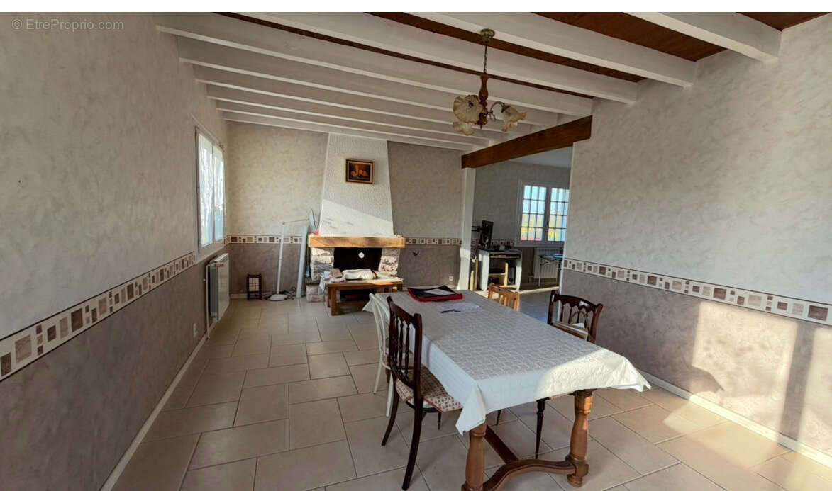 Maison familiale de 170 m2 Saint-Martin-Des-Lais - photo 18