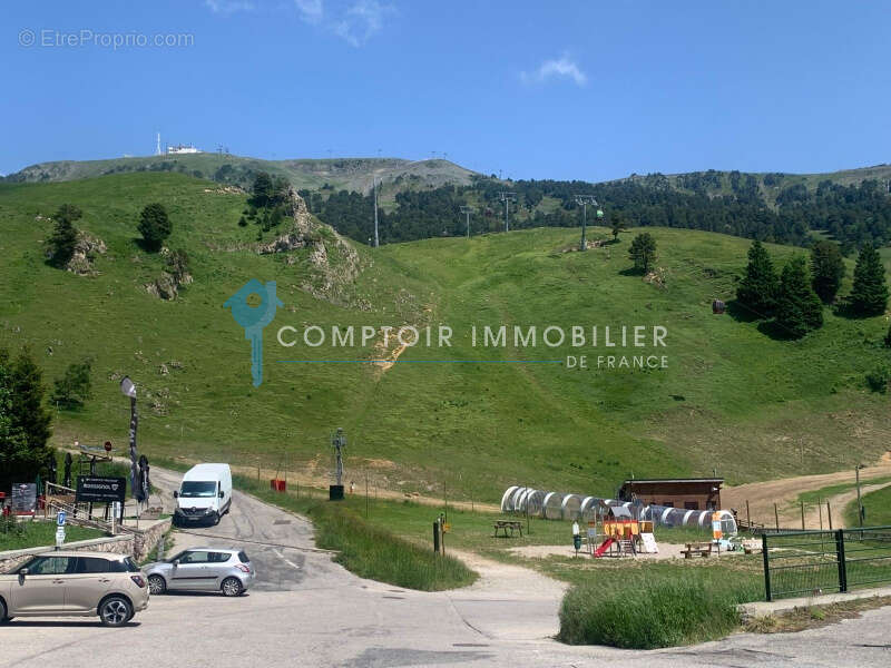 Commerce à CHAMROUSSE