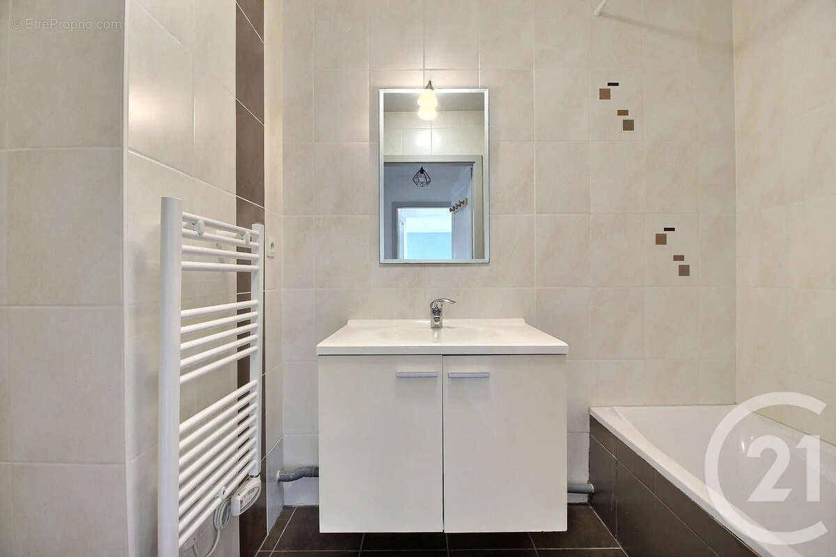 Appartement 60 m² à Thonon-Les-Bains  - photo 7