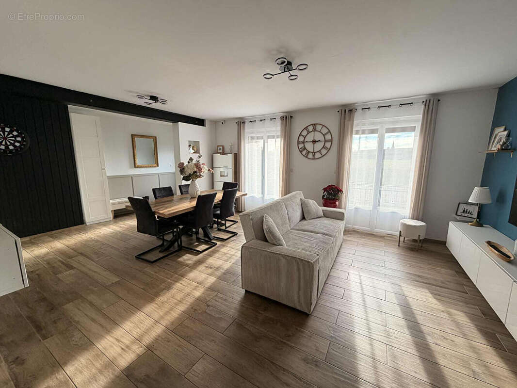 Maison à ROMBIES-ET-MARCHIPONT