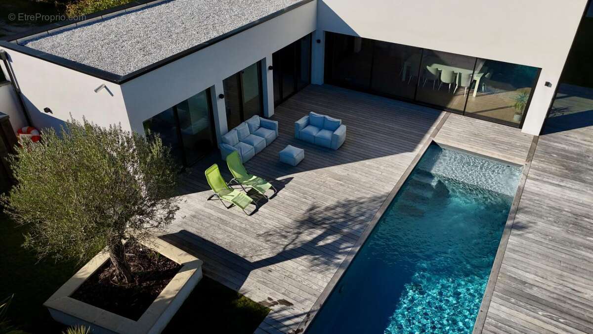 Maison à LE TAILLAN-MEDOC