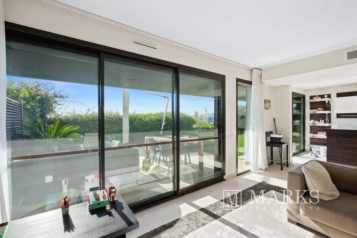 Appartement avec jardin et vue panoramique sur la mer à Mont Boron - photo 14