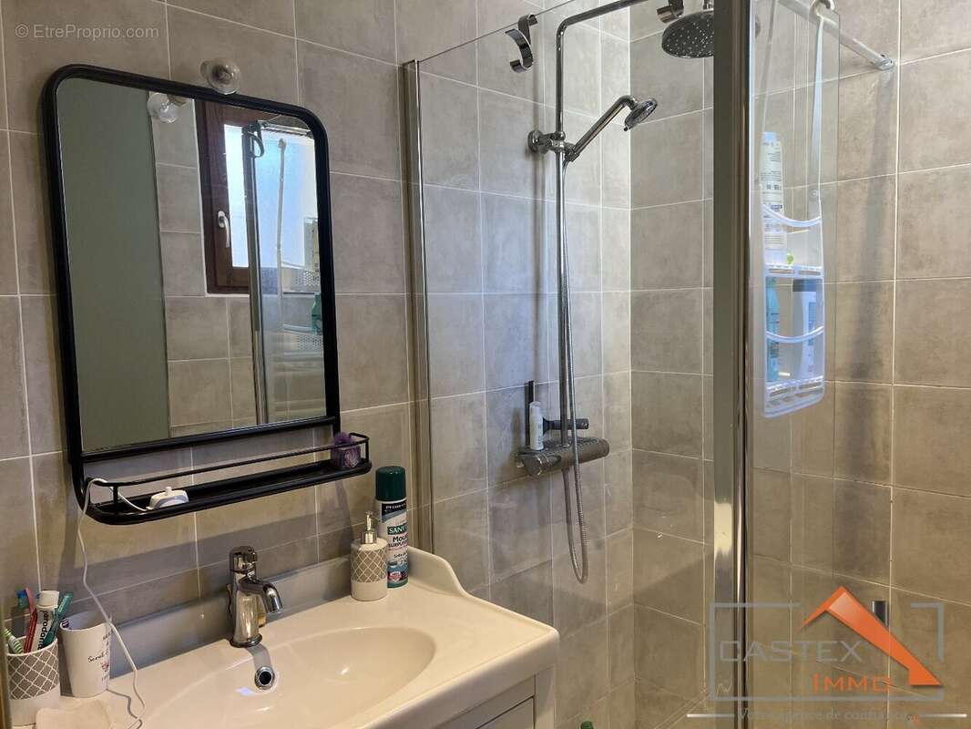 Maison à PRAT-BONREPAUX