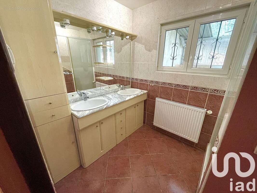 Photo 6 - Maison à LIGLET