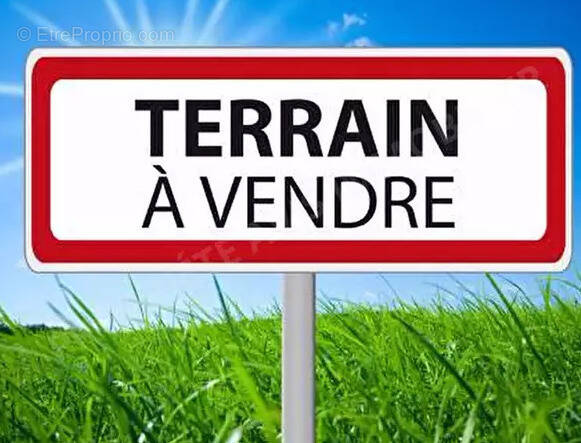 Terrain à SAUVIAN